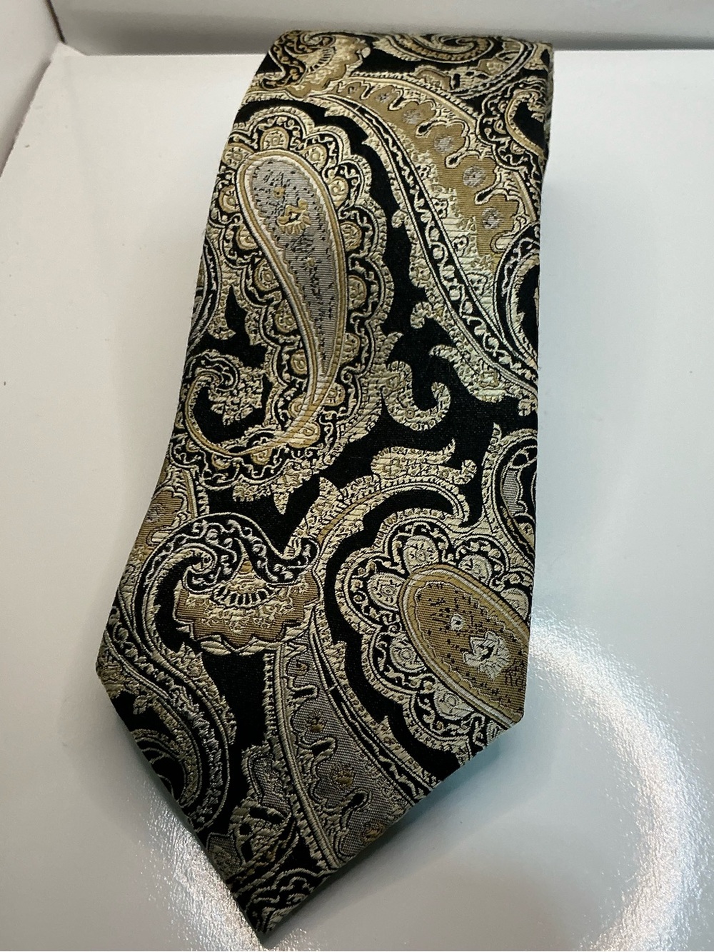 Sean John Black Gold Paisley Neck Tie Men’s Classic Jacquard Formal